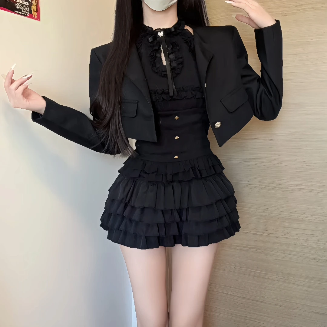 IQCQ轻奢定制法式纯欲拼接挂脖上衣女秋季高腰气质蓬蓬半身裙套装