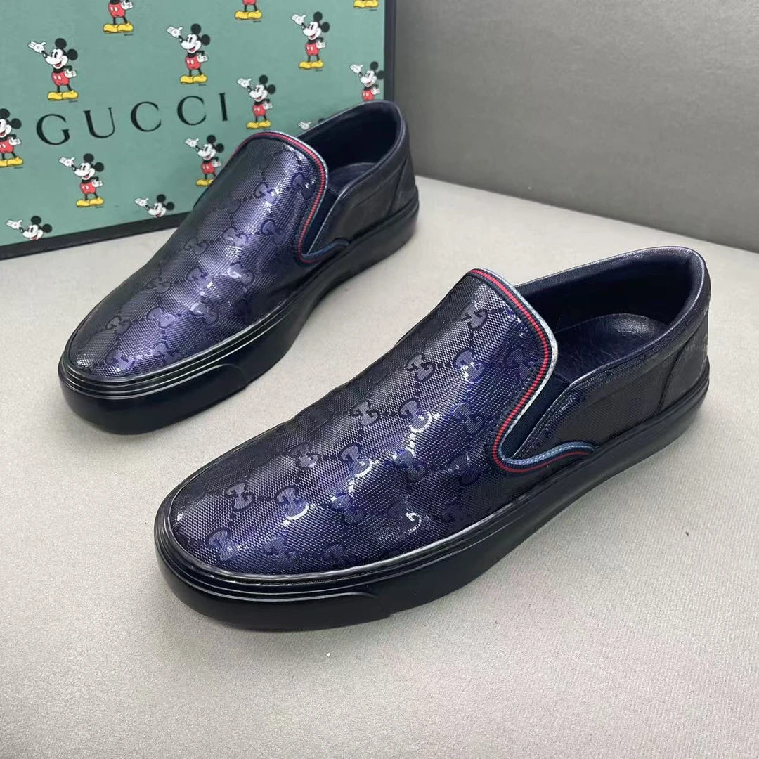 95新 GUCCI/古驰 紫色时尚百搭舒适双G互扣老花满印一脚蹬 41.5码