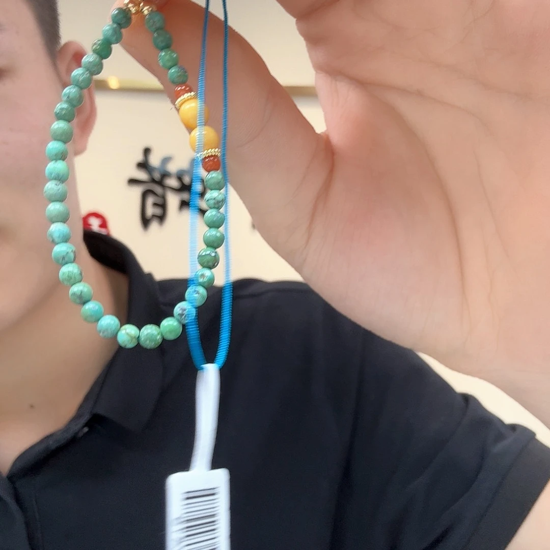 未镶嵌琥珀珠宝奇石40