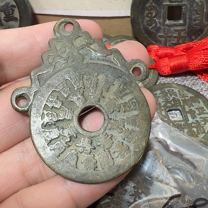 李***9铜现代工艺品花钱