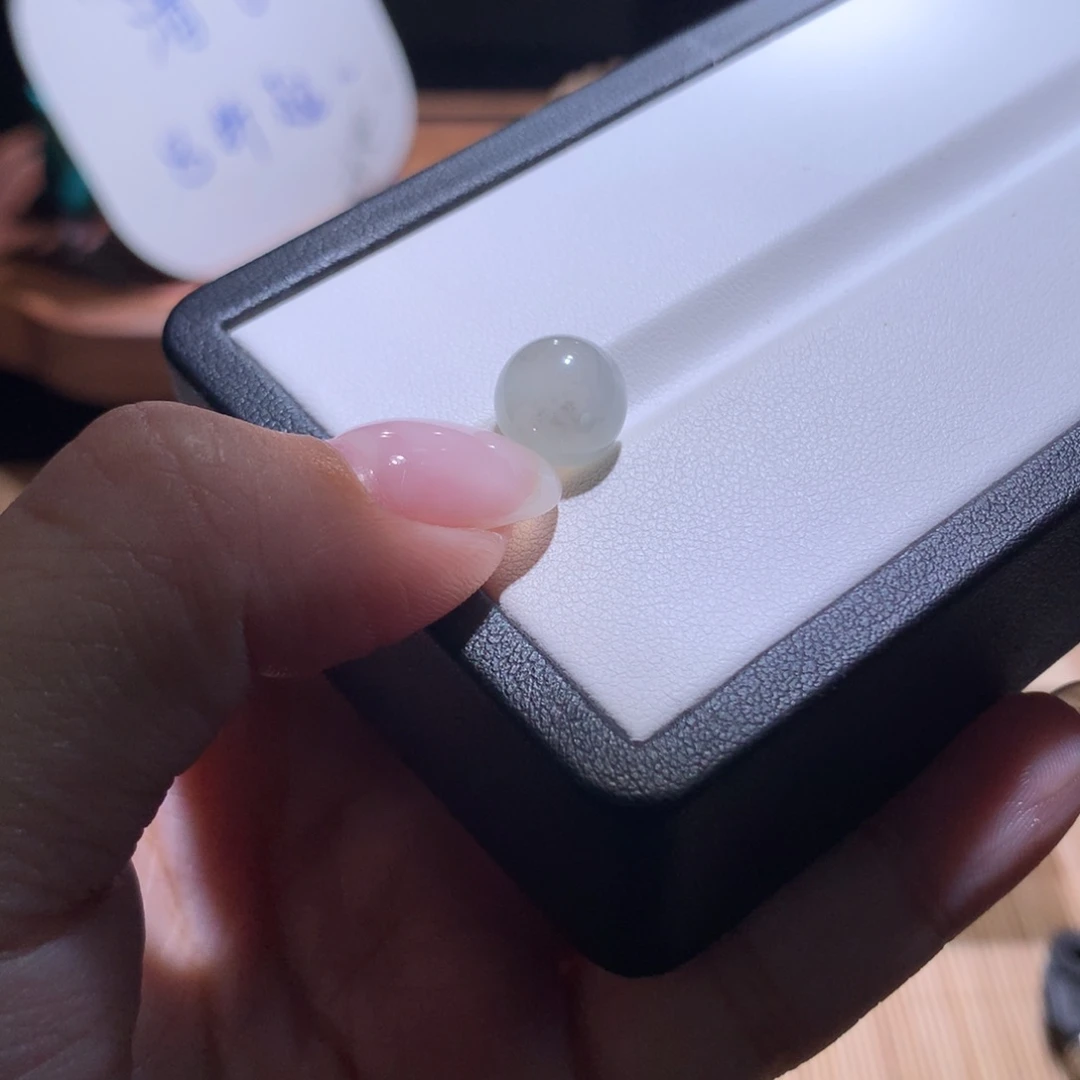 翡翠散珠特价乌鸡卡10有瑕