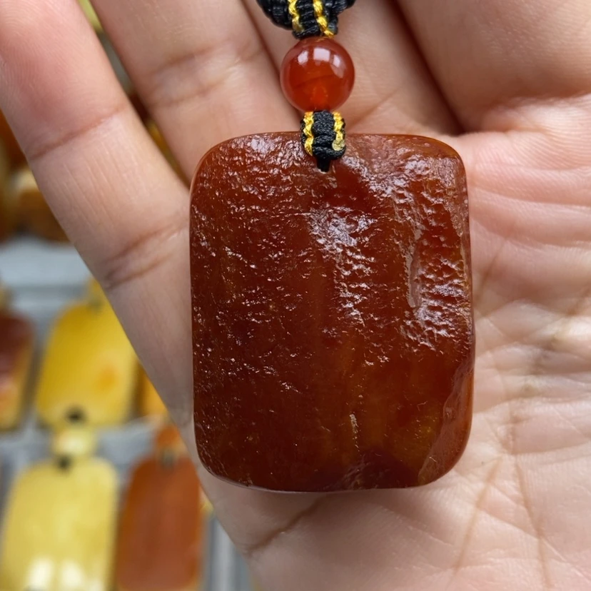 【闪购商品】琥珀颈饰未镶嵌