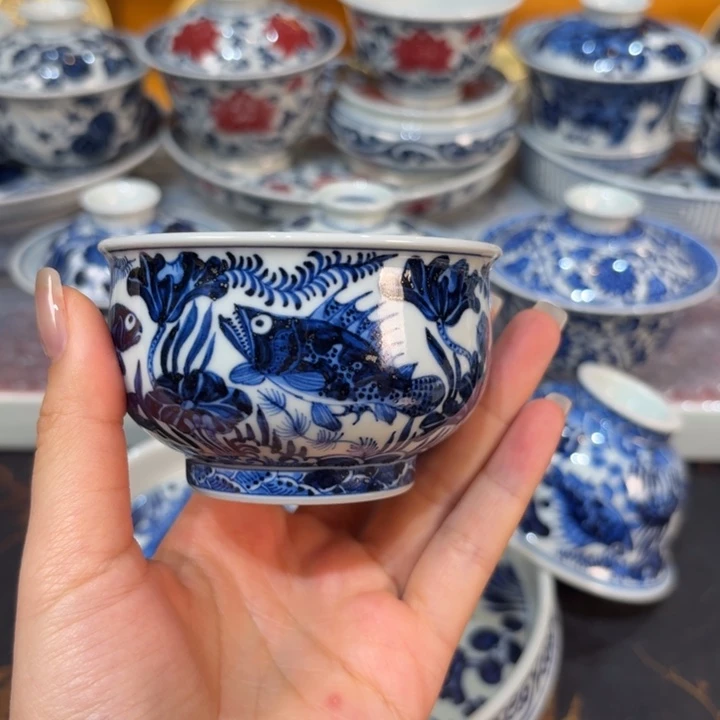 杯子…………………………………………