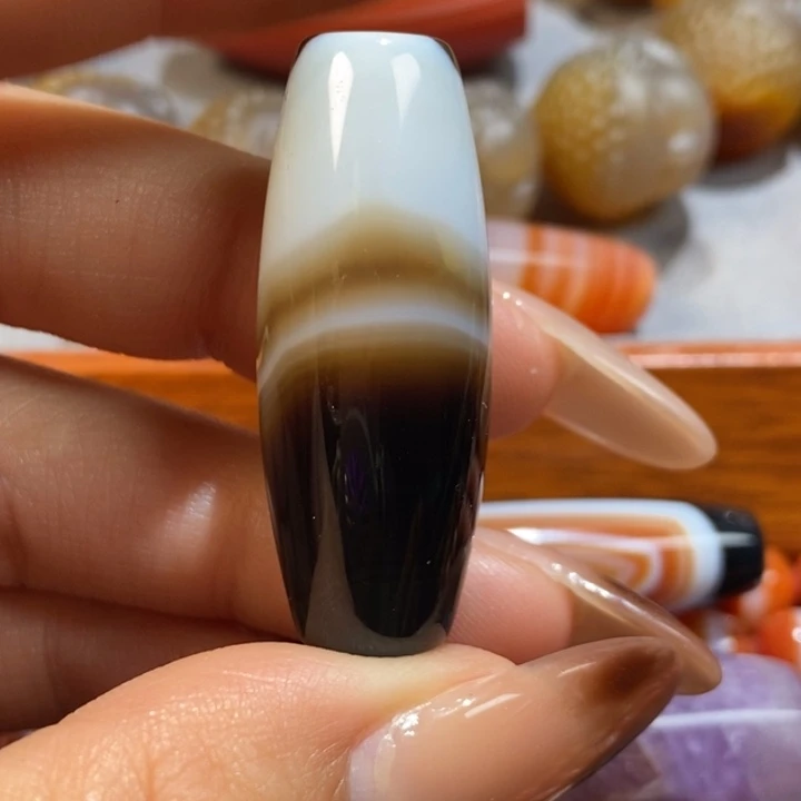 玛瑙/玉髓合金颈饰