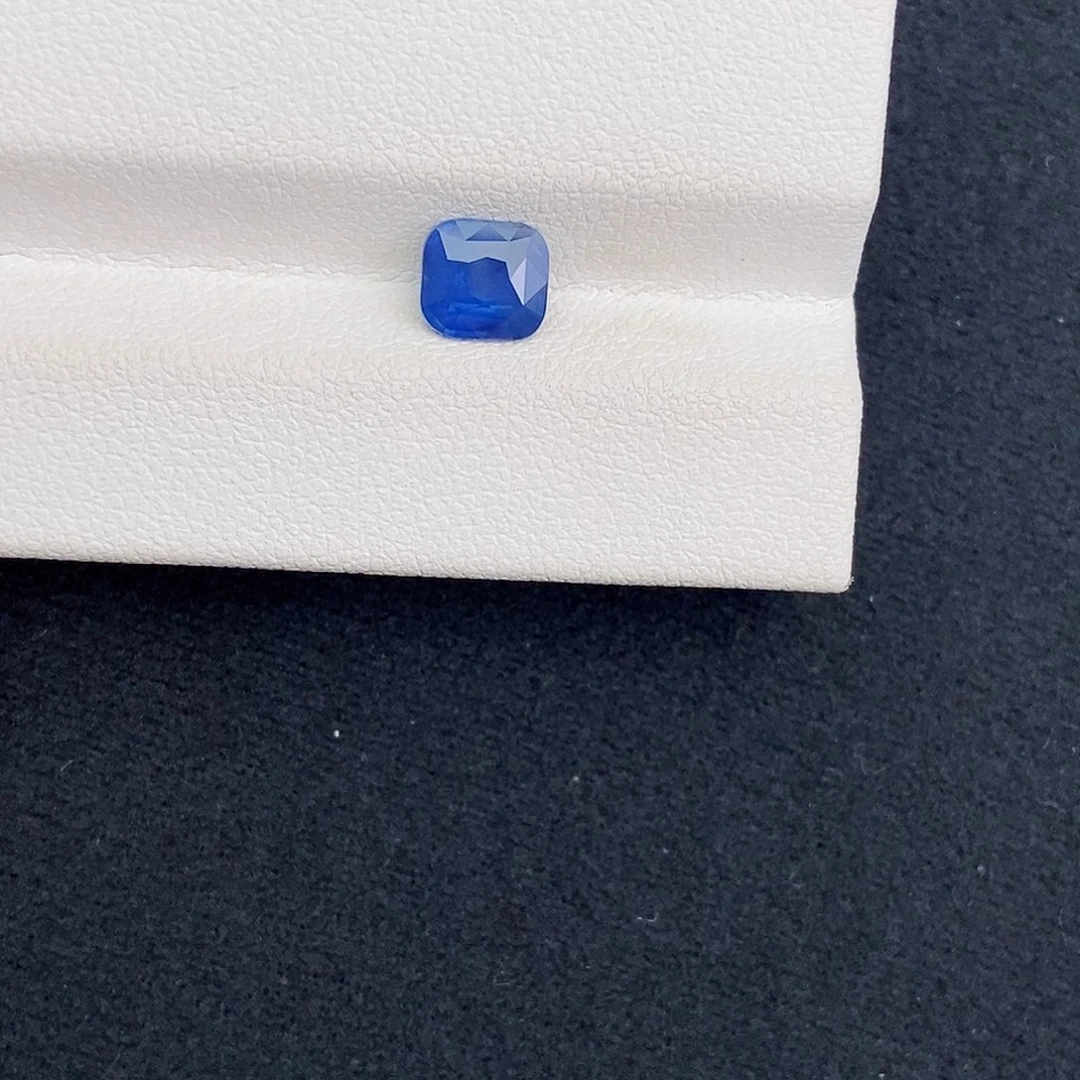 蓝宝石裸石1.26 ct