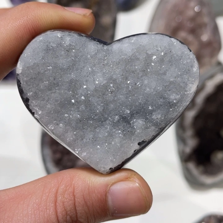 紫晶大型摆件（非配饰）未镶嵌