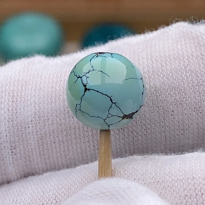 绿松石未镶嵌珠宝奇石10