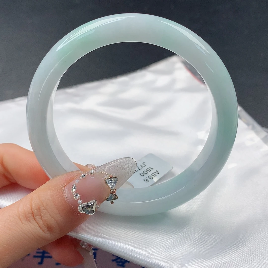 翡翠手镯未镶嵌0088正60