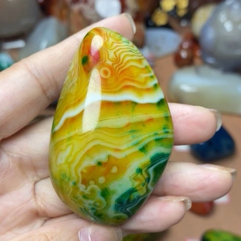 未镶嵌颈饰玛瑙/玉髓