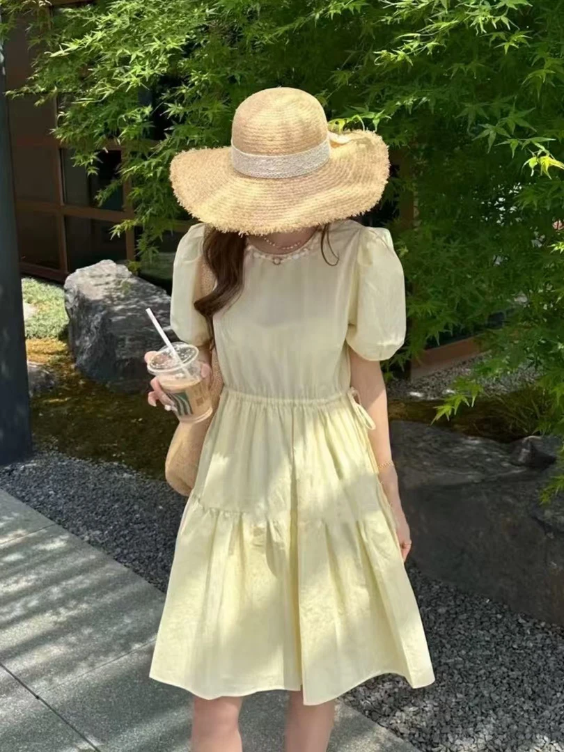 泡泡袖连衣裙夏季