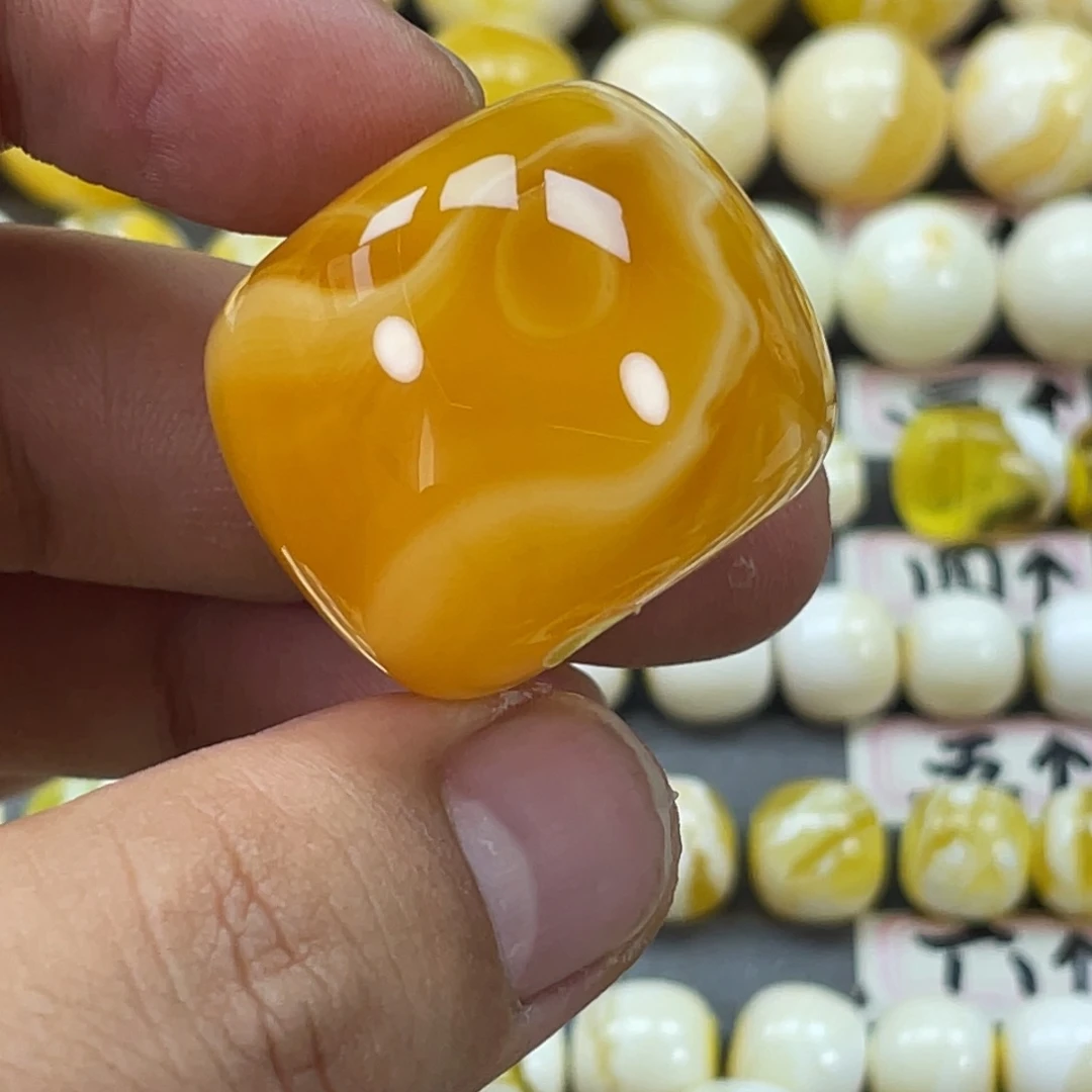 阿***玊蜜蜡未镶嵌吊坠(不含链)锁骨珠