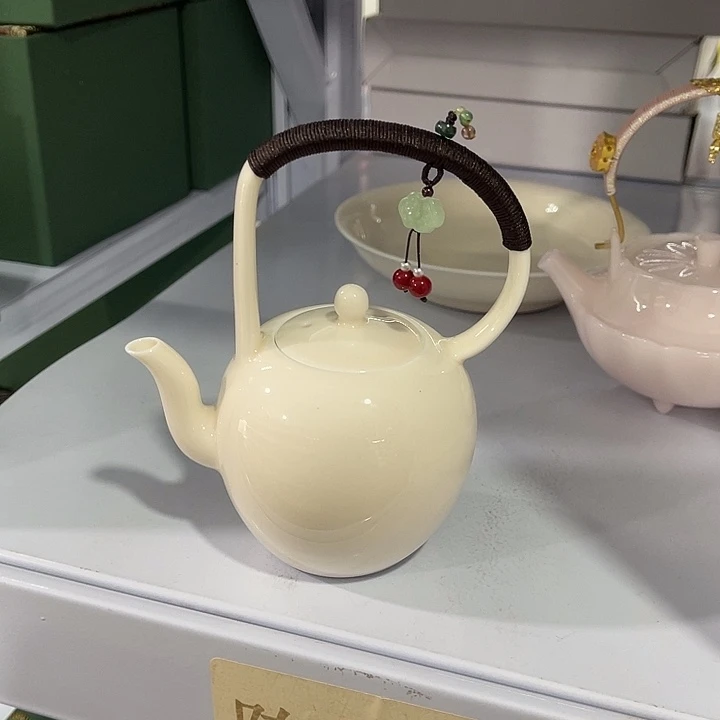 福利待遇多多哦哦