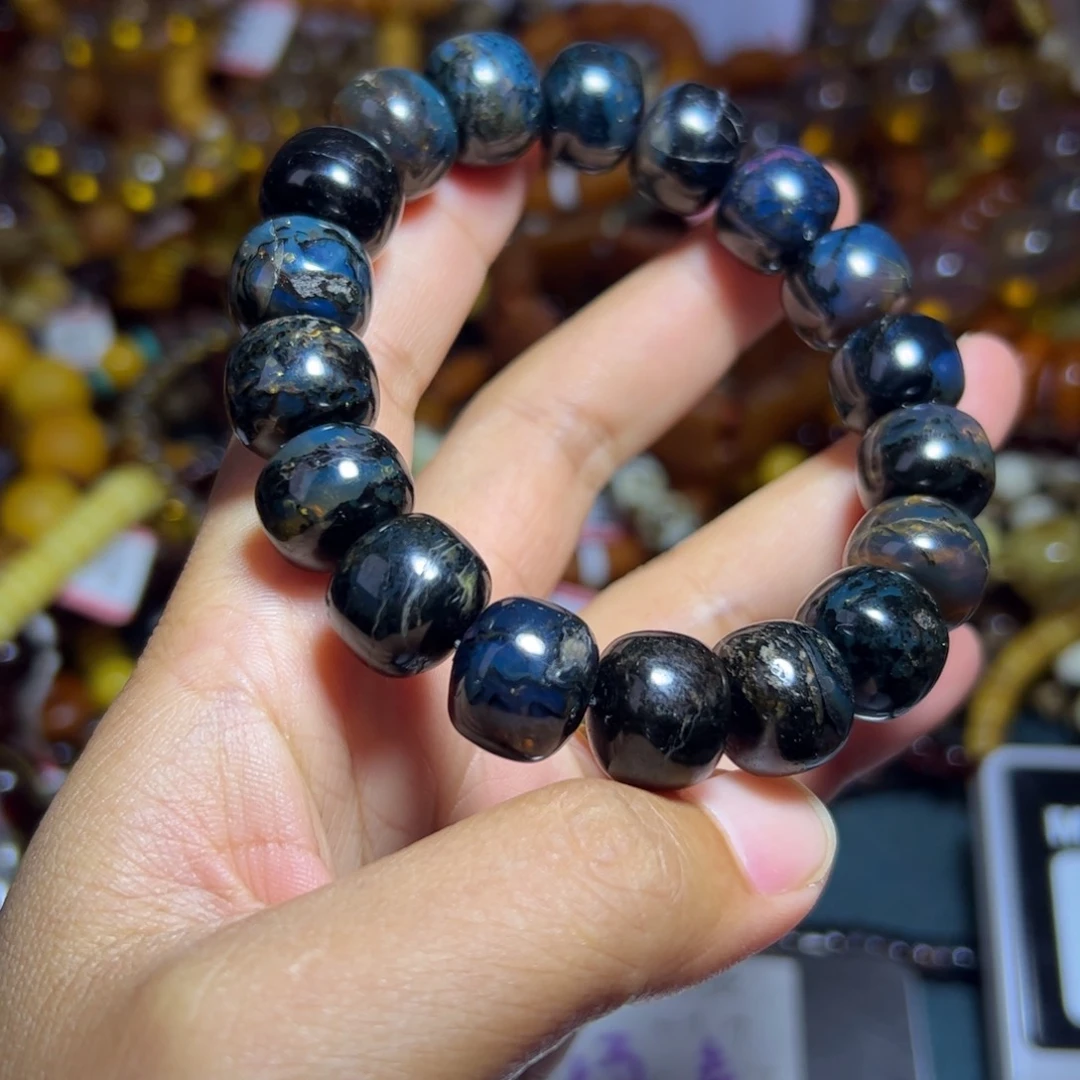 未镶嵌琥珀珠宝奇石717