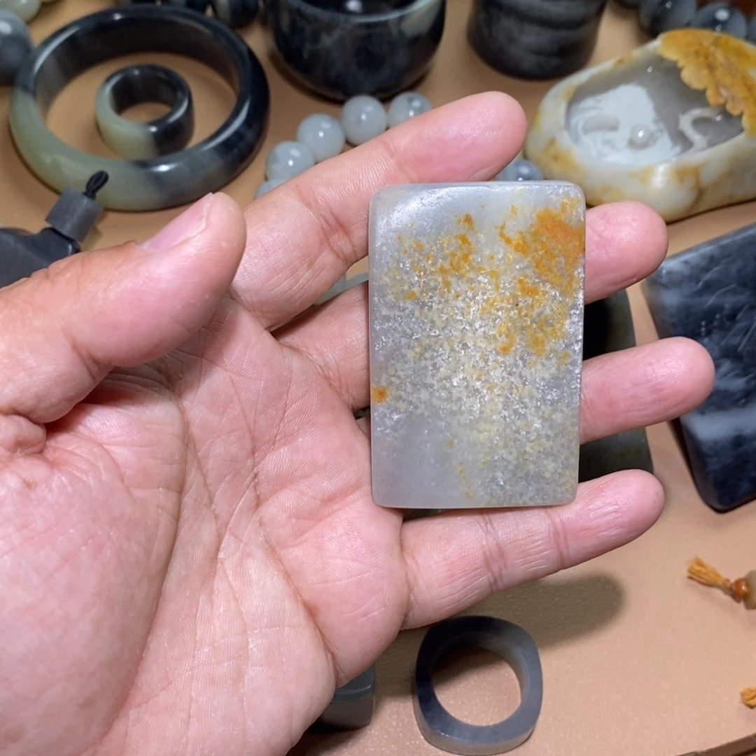 未镶嵌和田玉把件