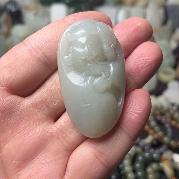 和田玉（青白玉）未镶嵌吊坠(不含链)