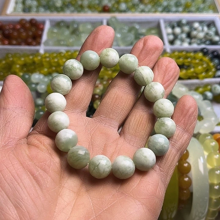 合金蛇纹石玉颈饰