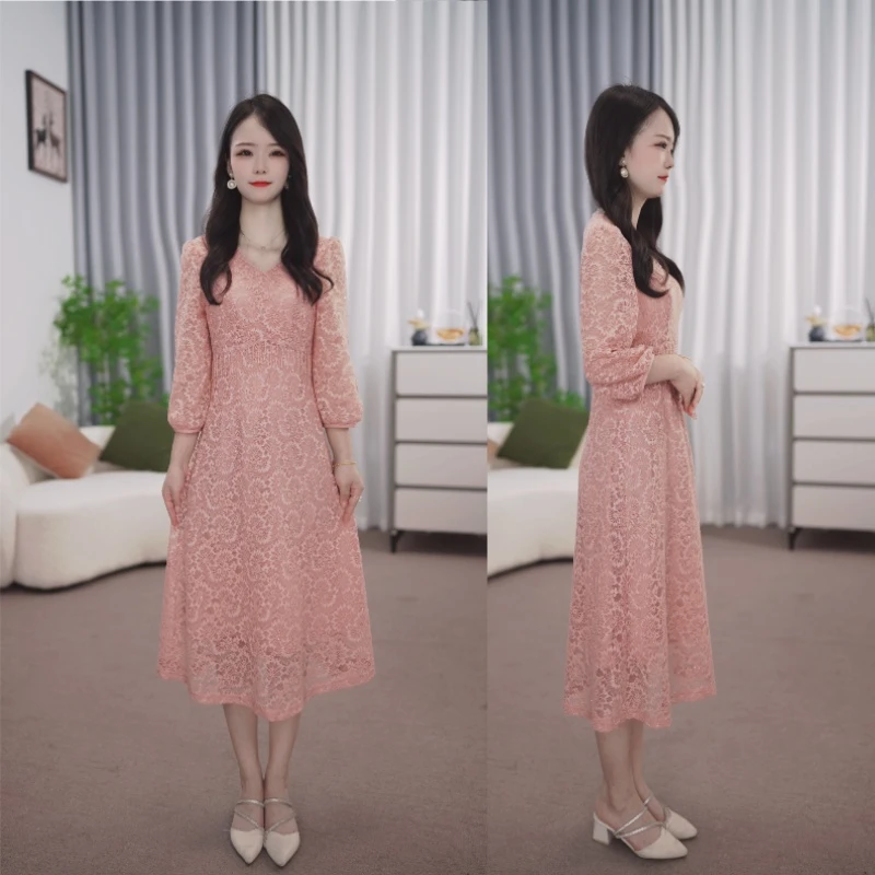 早秋轻奢蕾丝刺绣V领优雅亮丝连衣裙女#0562