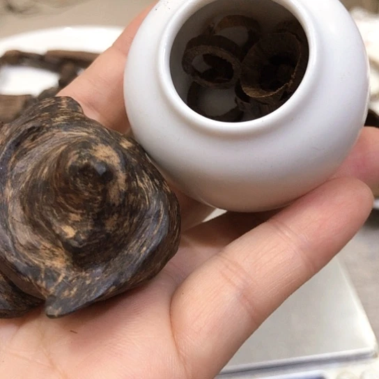 沉香吊坠明****舟沉香挂件