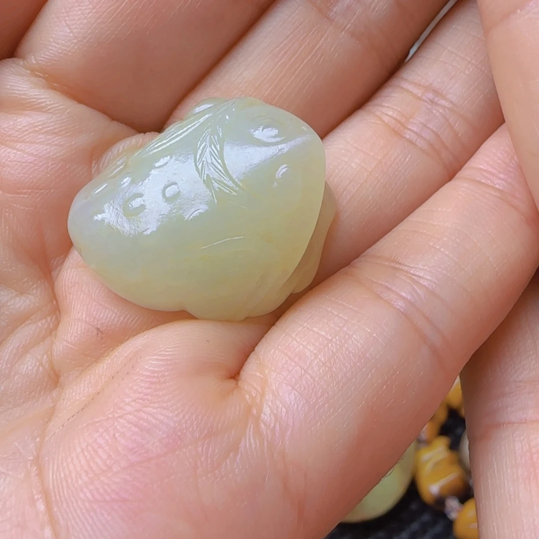 阳***哥未镶嵌手链和田玉（白玉）