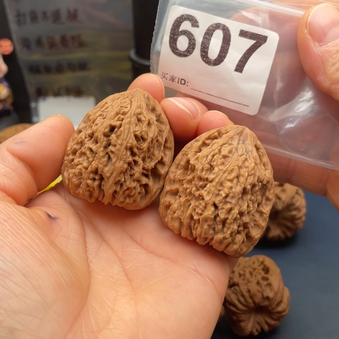 文玩核桃把件南疆37 36 41