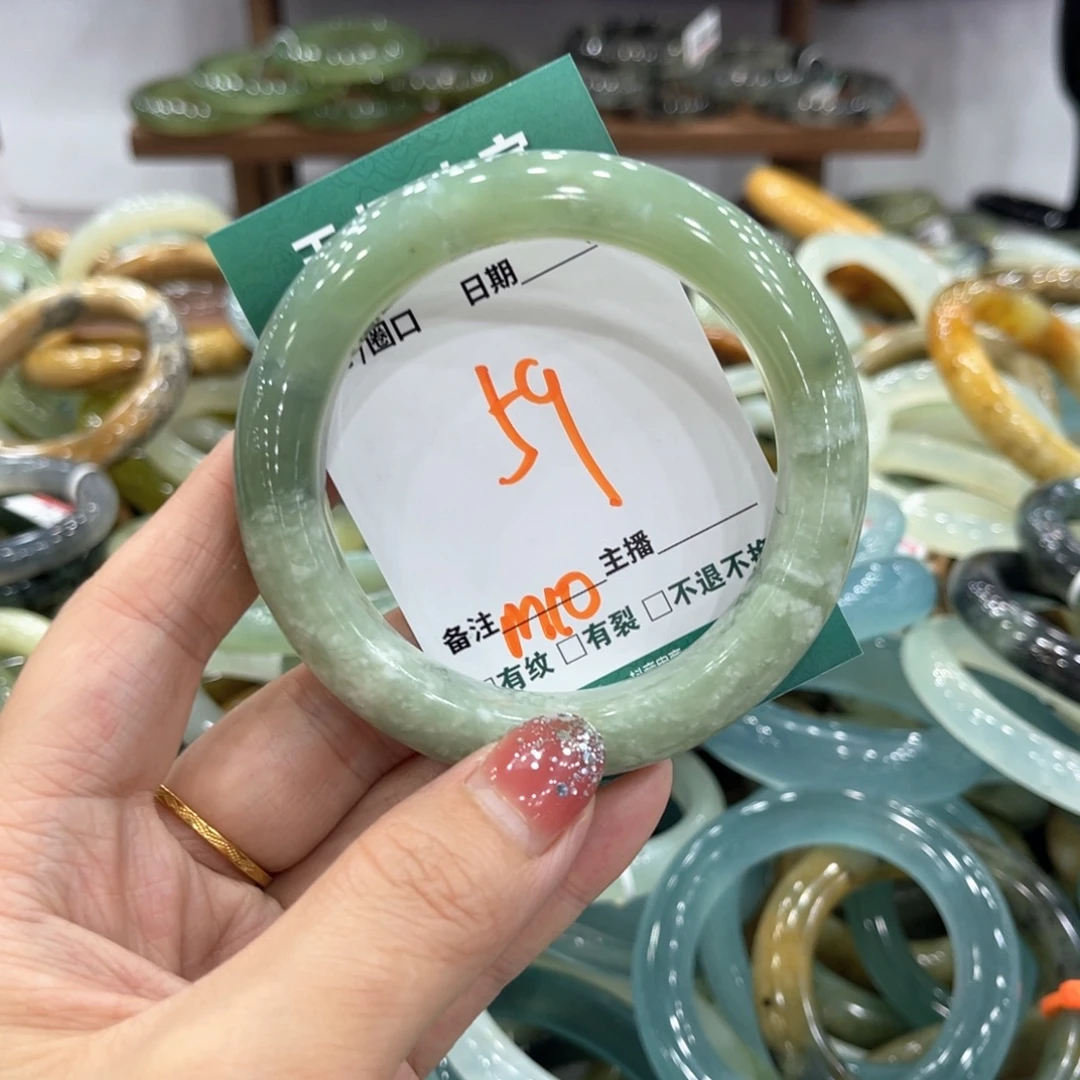 未镶嵌蛇纹石玉手镯手镯