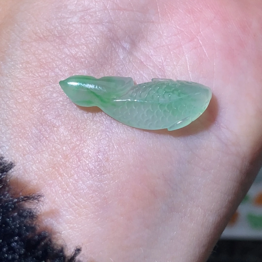 定制翡翠未镶嵌翡翠22.4×8.1×4.5