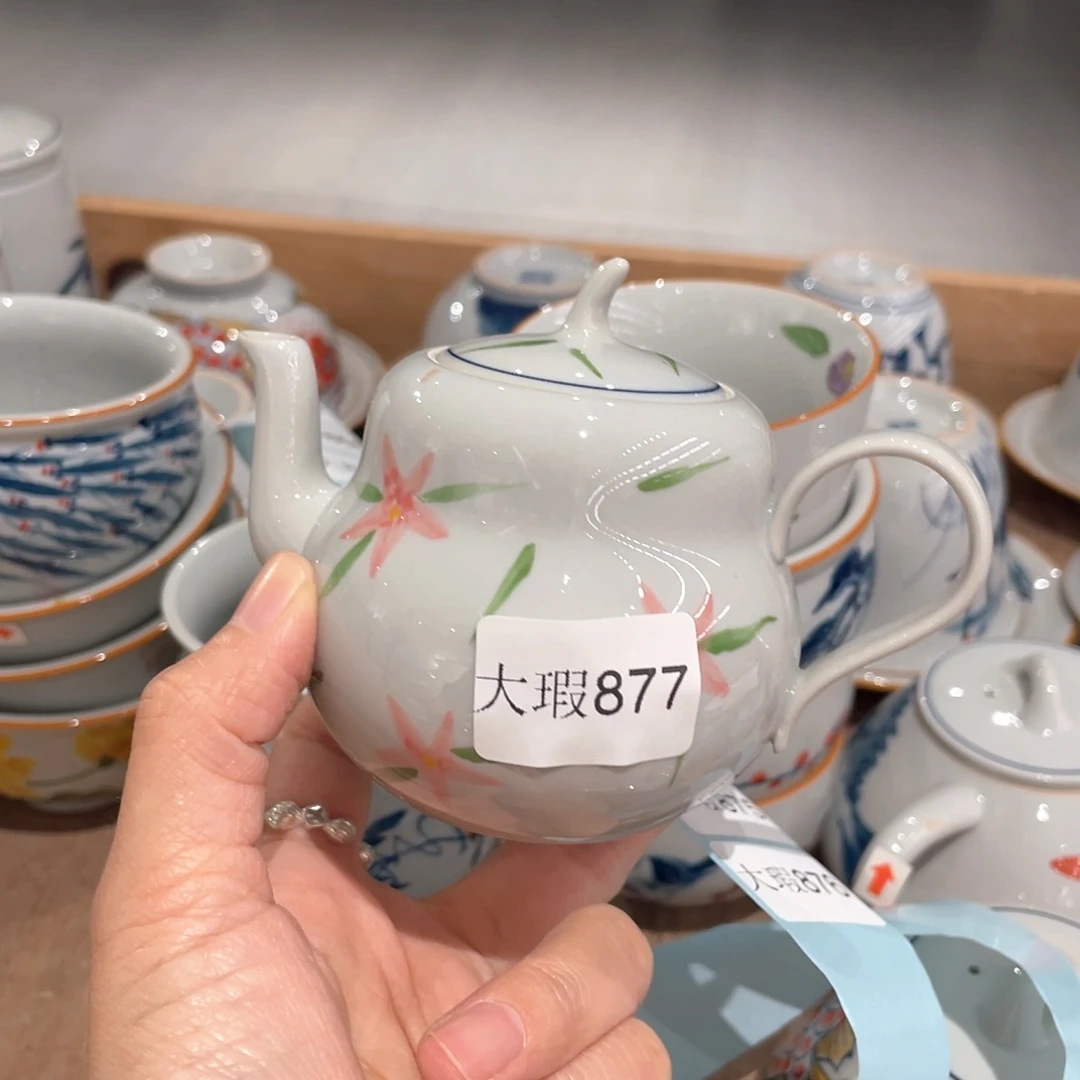 釉下手绘茶具微瑕