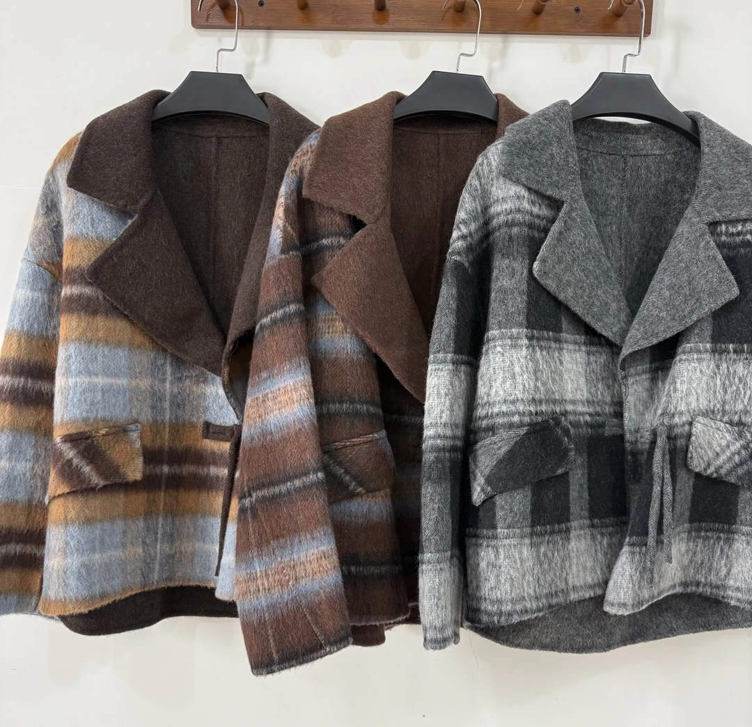 厂家清货 短款西装领双面格子毛呢外套