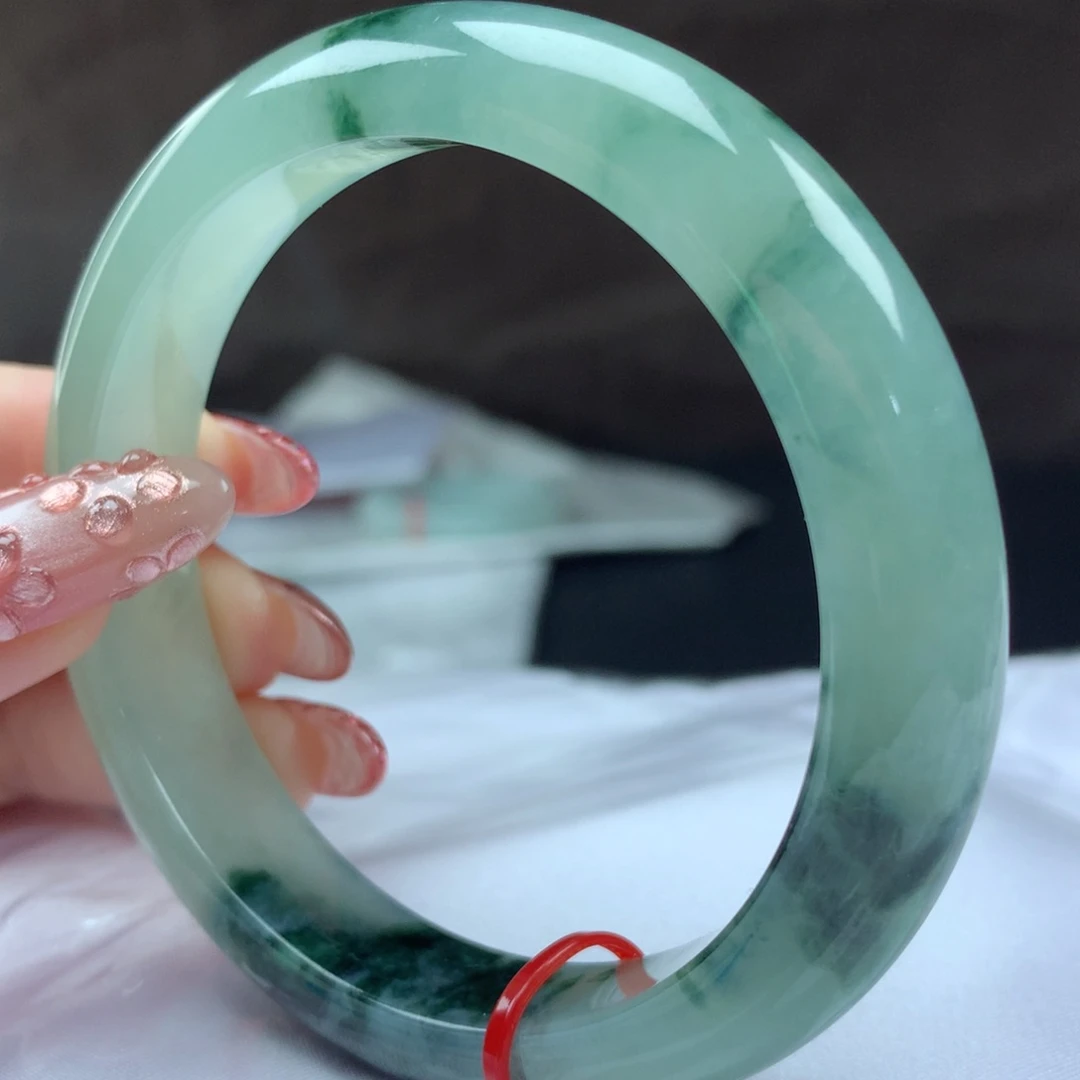 未镶嵌手镯翡翠66026，