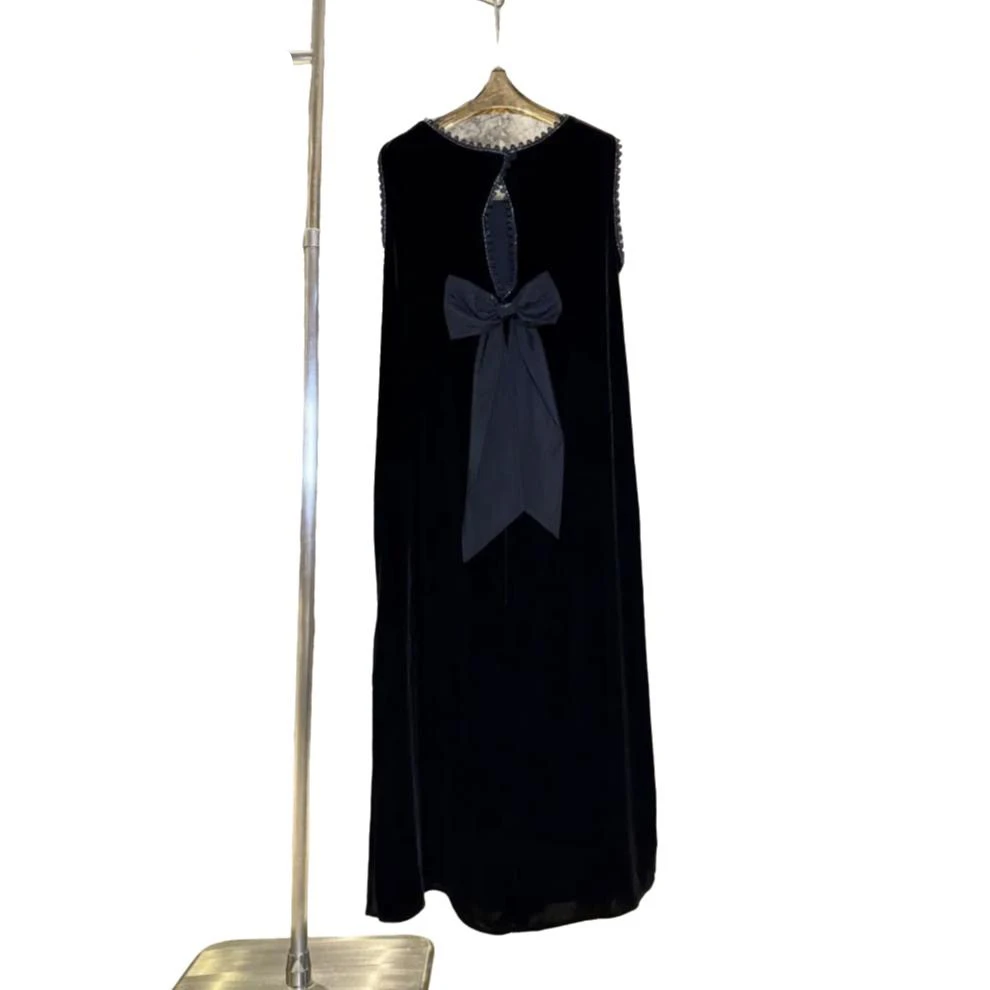 100%桑蚕丝绒无袖后背拼蝴蝶结圆领拼花边显瘦洋气连衣裙