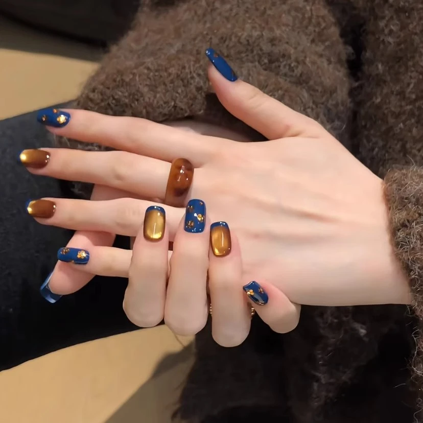 蓝金撞色]复古老钱风纯手工穿戴甲秋冬新款爆闪琥珀金光猫眼显白