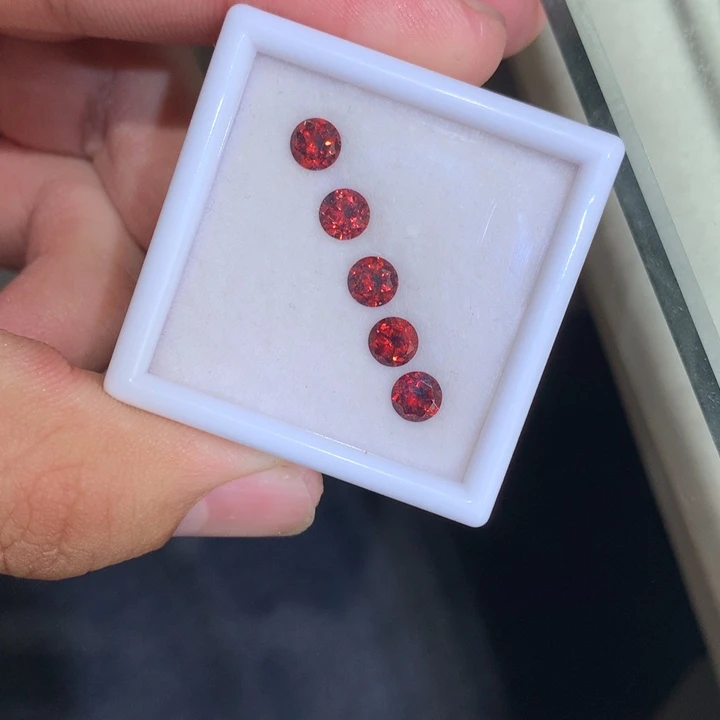 石榴石裸石未镶嵌裸石