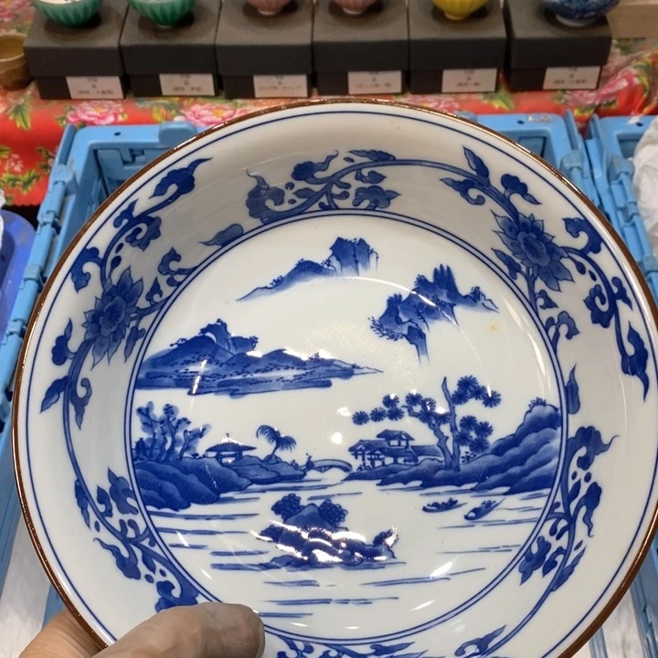 瓷片k****n适合哈哈哈哈哈哈