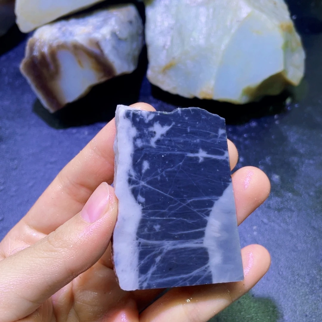 和田玉未镶嵌珠宝半成品