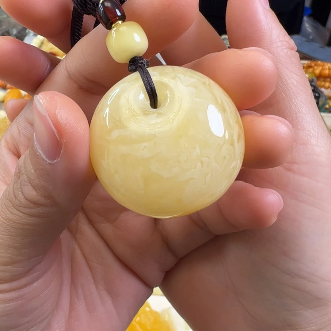 蜜蜡裸石未镶嵌蜜蜡