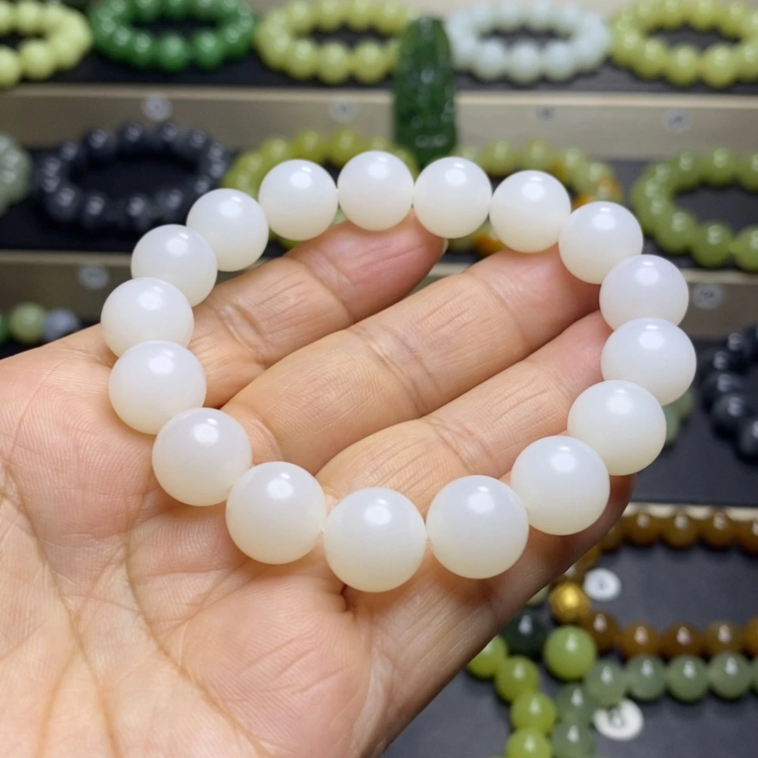 和田玉未镶嵌手串