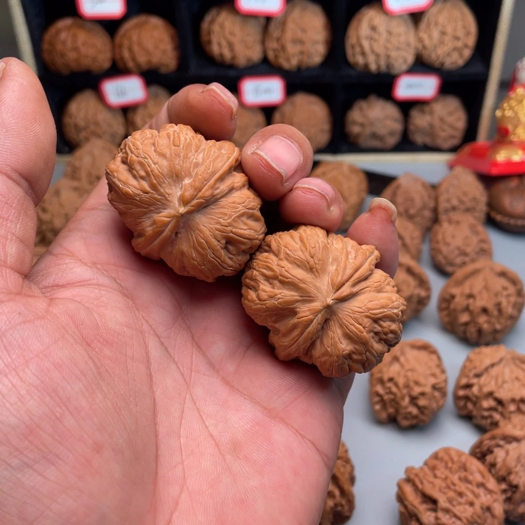 阿***拉文玩核桃吊坠元宝