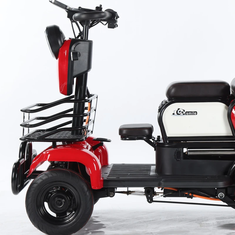 电动车滑板男女代步日常休闲出行