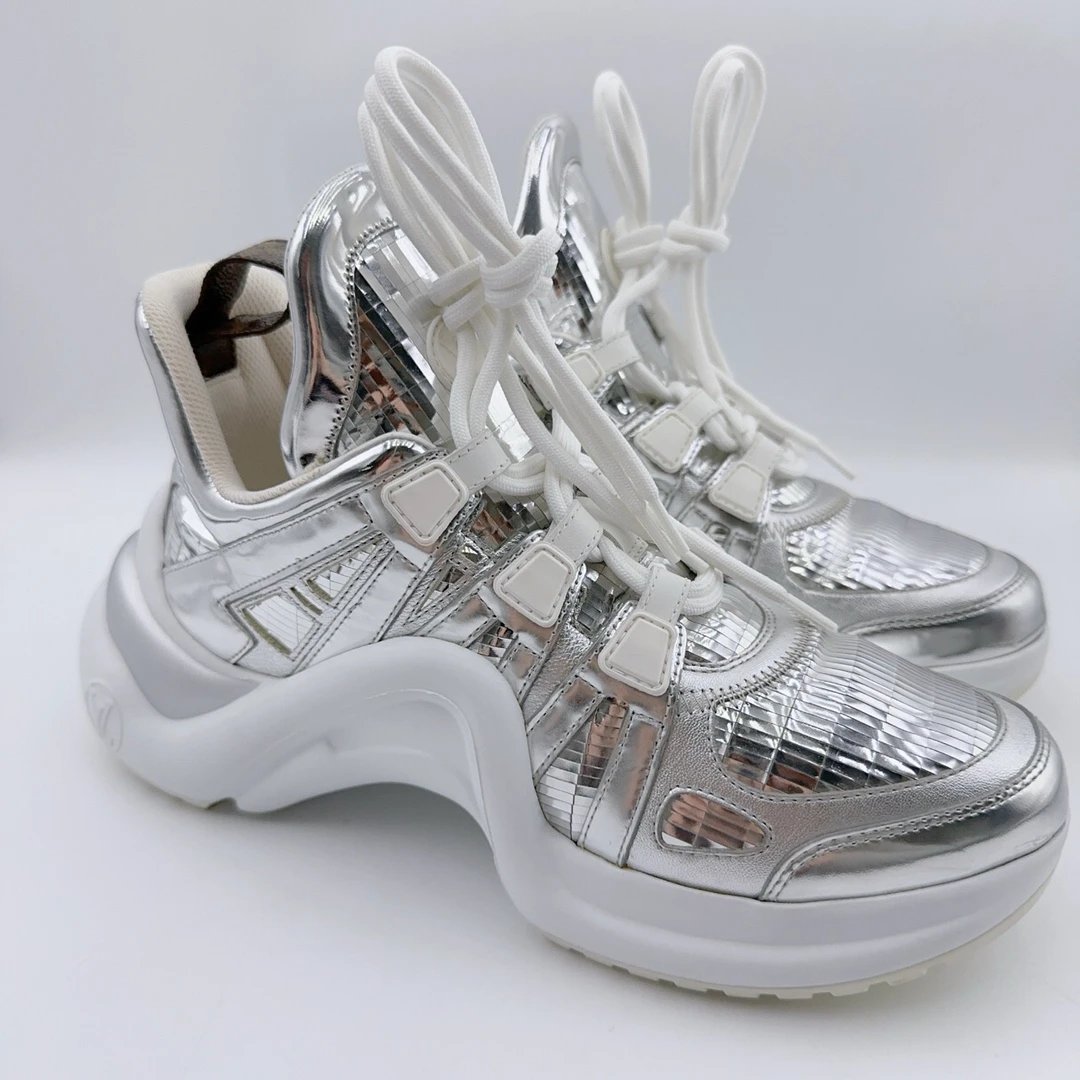 95新 LouisVuitton/路易威登 37码/银标拱桥老爹鞋/01000