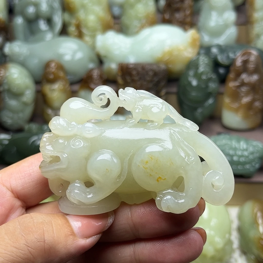 未镶嵌和田玉挂件