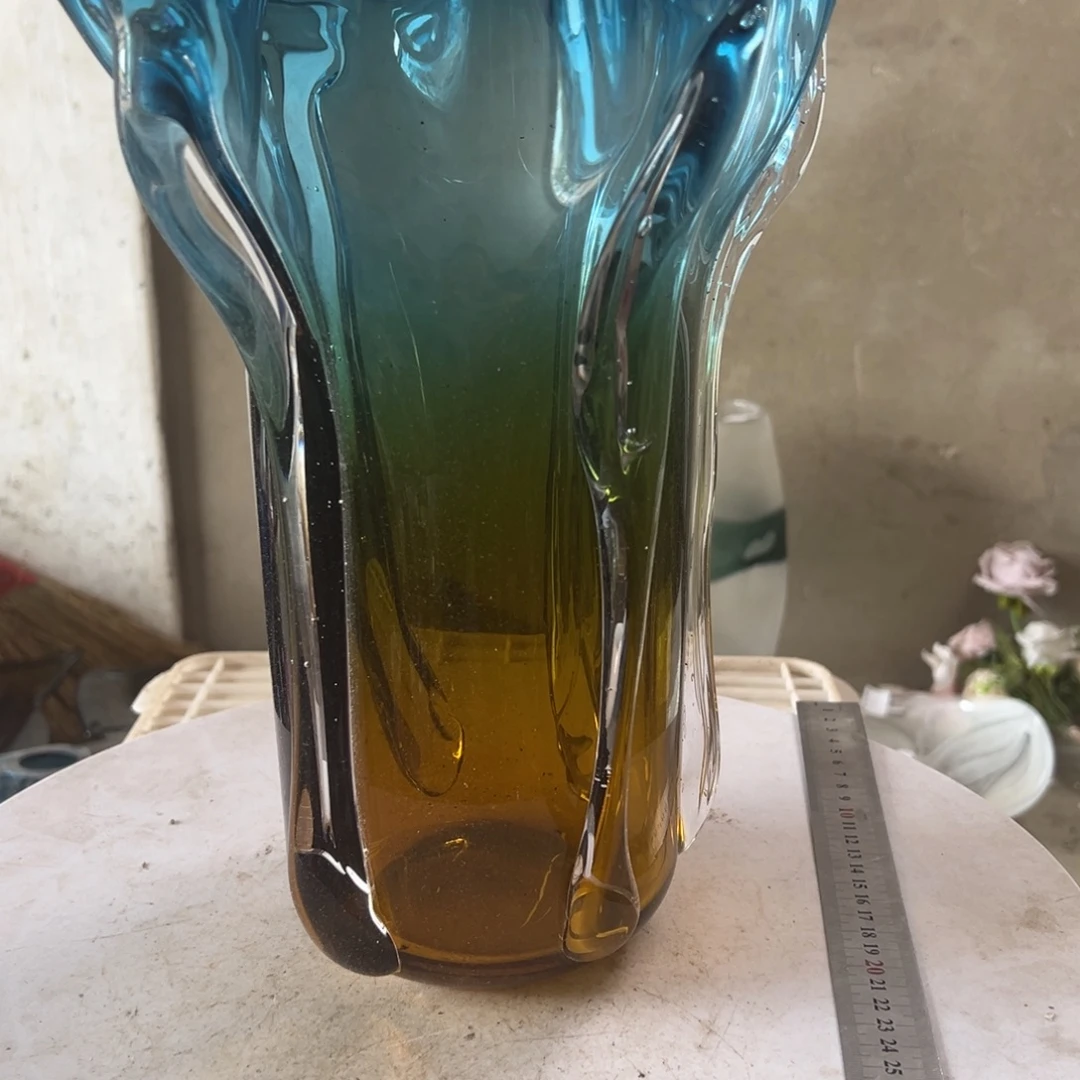 用***活弘扬琉璃花器微瑕高度30