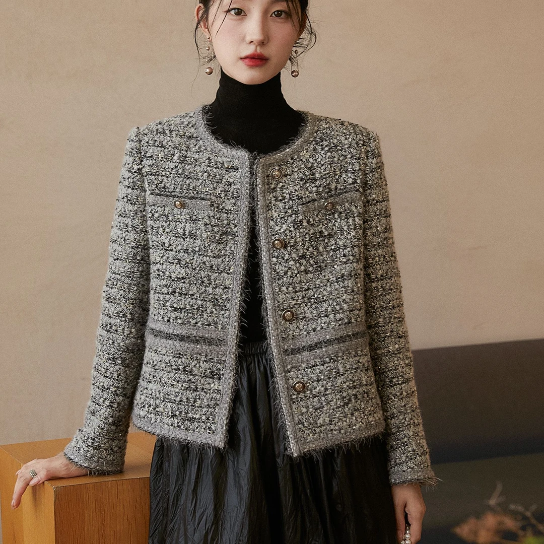 职业阿玛诗官2025秋冬新款小香风粗花呢短款外套女高级感显瘦上衣