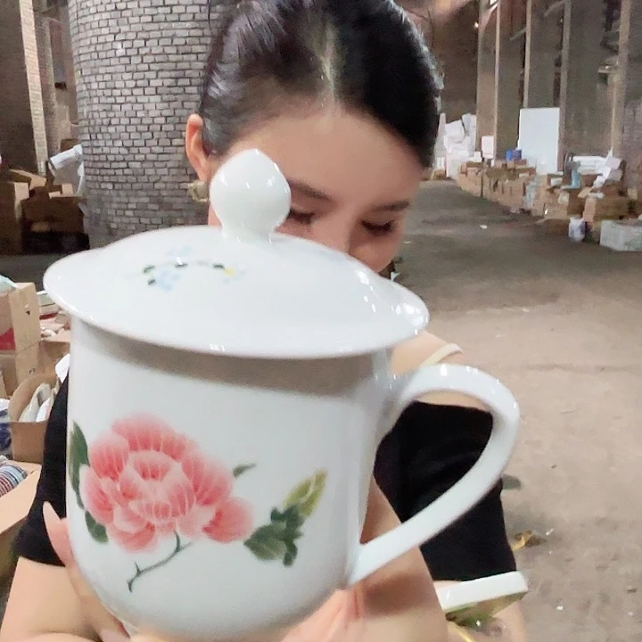 摆件景德镇高温陶瓷芙蓉办公杯一个