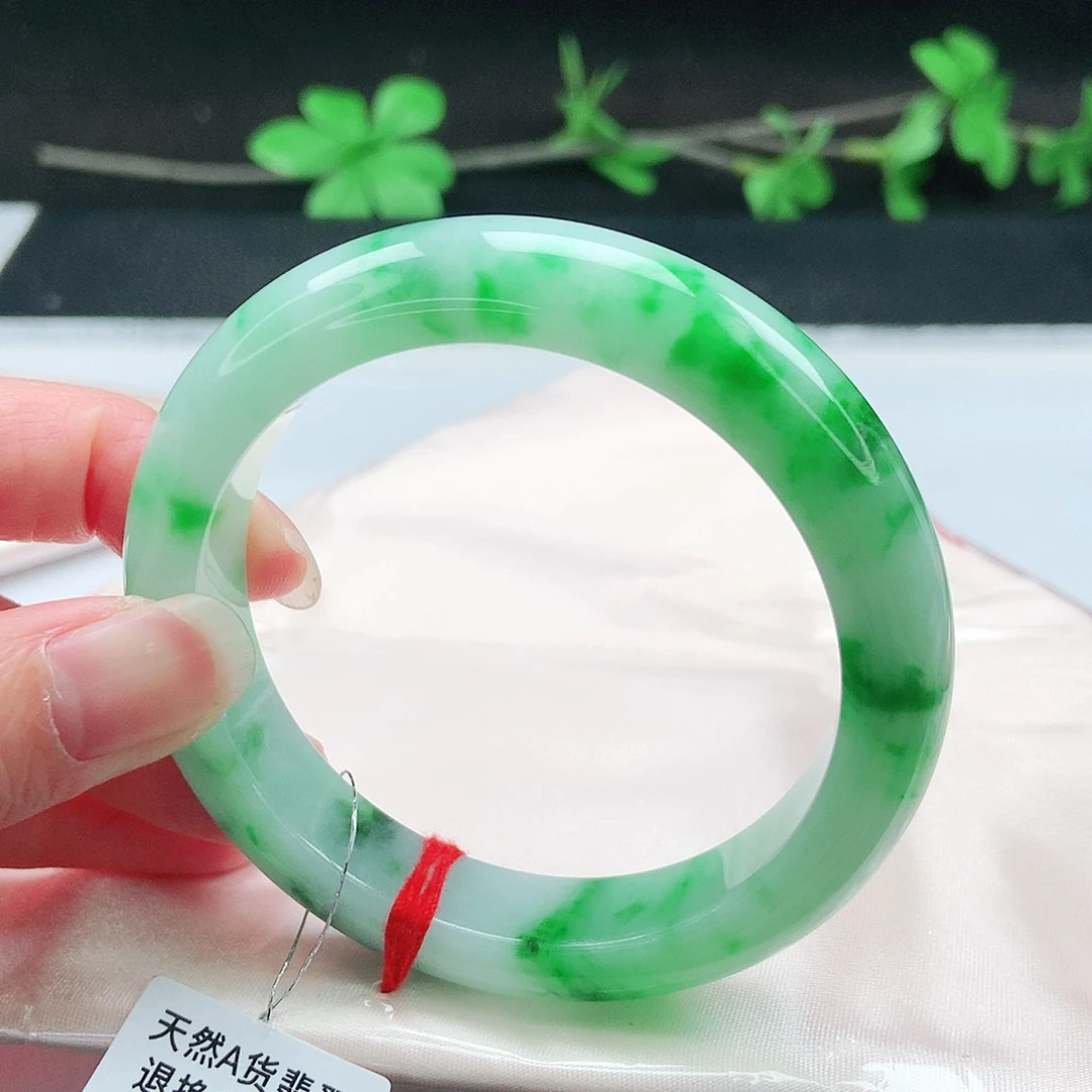 翡翠未镶嵌手镯56圈