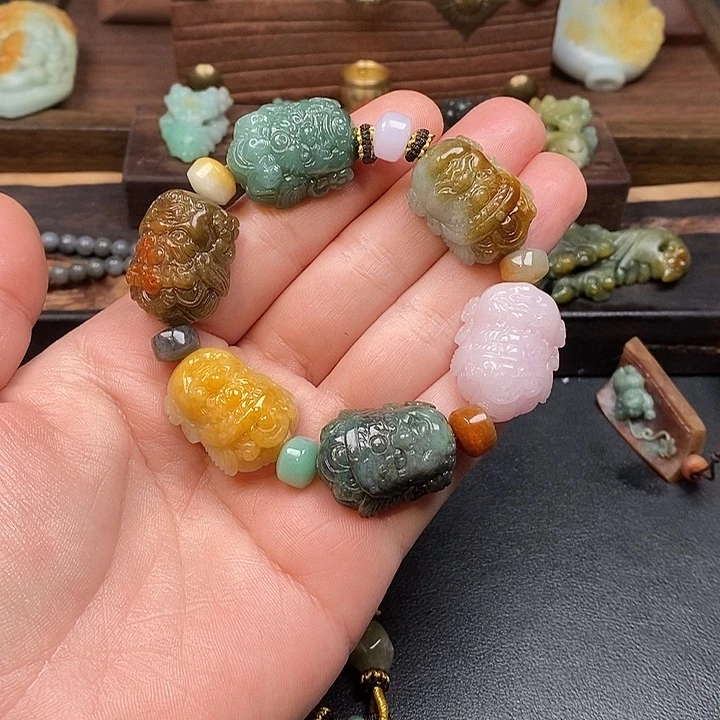 茶***心定制翡翠未镶嵌毛货抛光