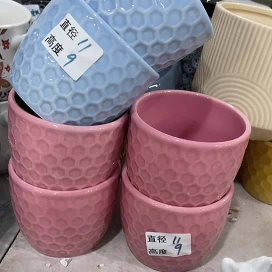 多肉绿植陶瓷花盆9.9包邮，有孔