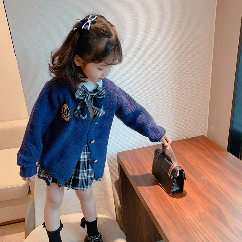 【本妈】“罗德艺术馆”jk学院风藏蓝色针织开衫 22c071 25