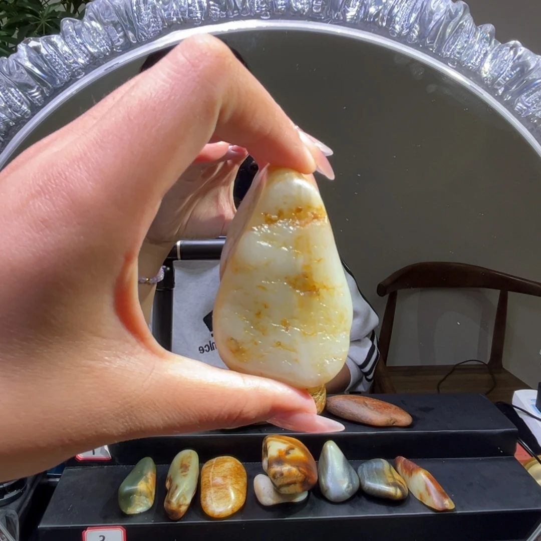 未镶嵌和田玉挂件127.5