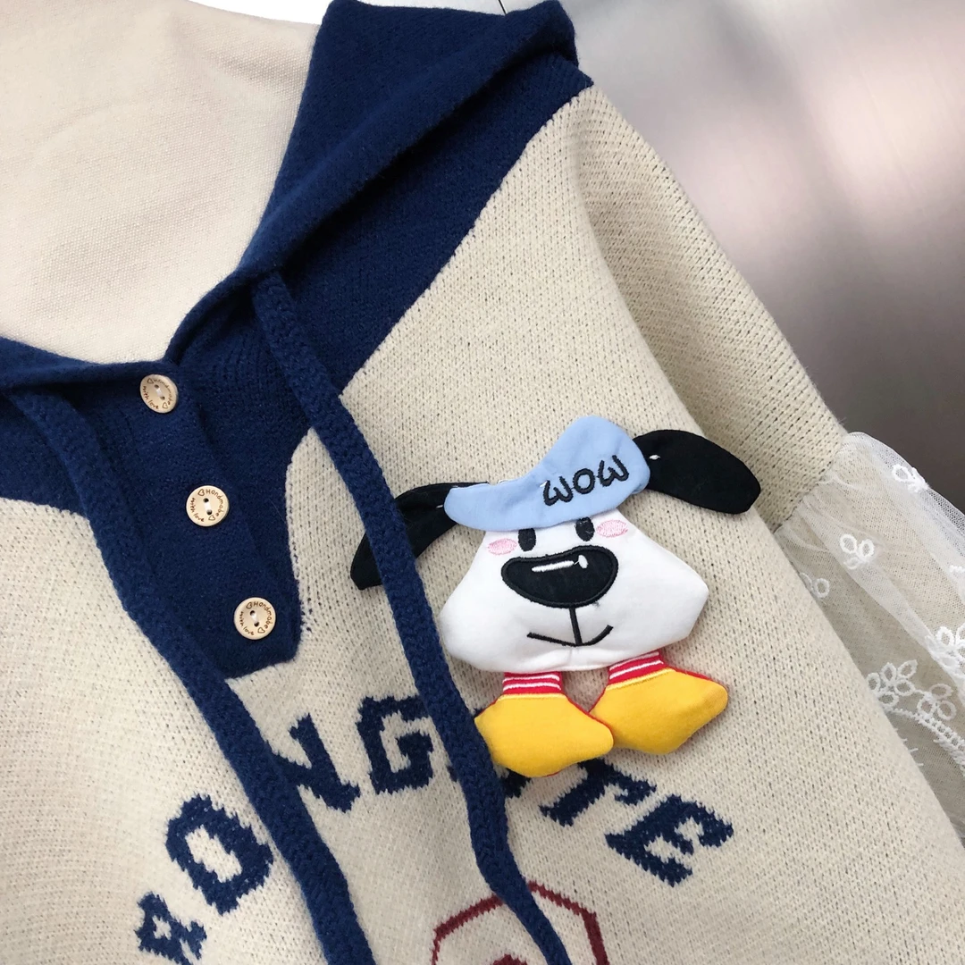 2025新款复古日系减龄趣味卡通字母提花撞色连帽套头毛衣女