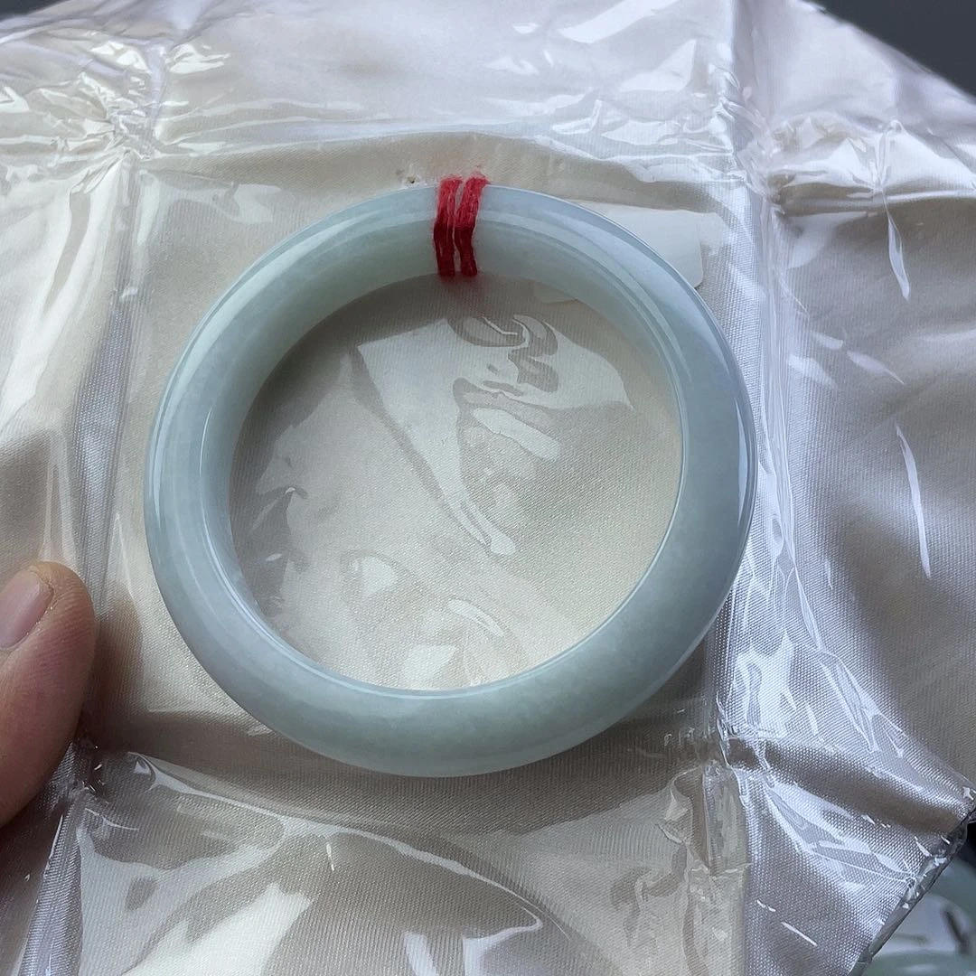 翡翠未镶嵌手镯57